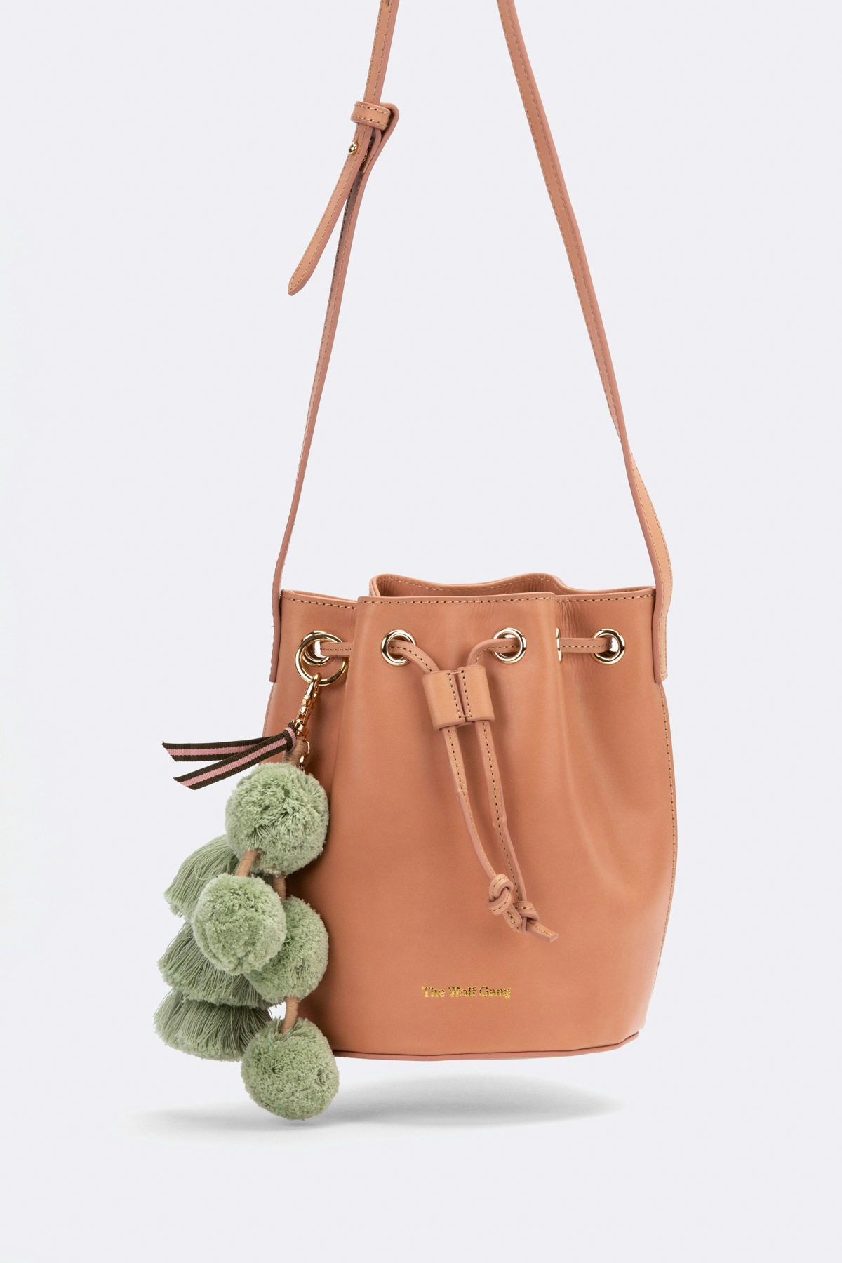 tan bucket bag